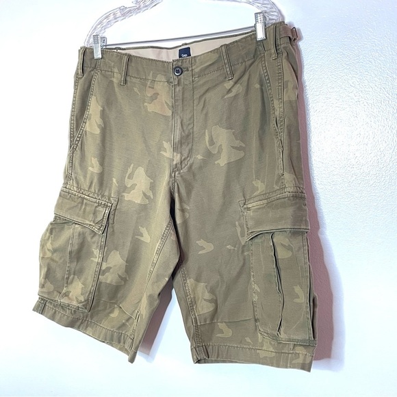 Gap Faded Camo Cargo Shorts 13" Men's Size 36 - Picture 3 of 8
